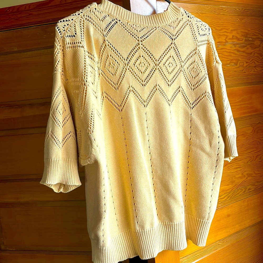 Vintage unisex shirt.
